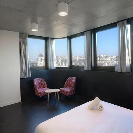 The People - Marais 호스텔