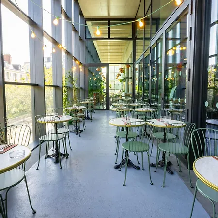 The People - Marais *