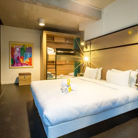 The People - Marais 호스텔