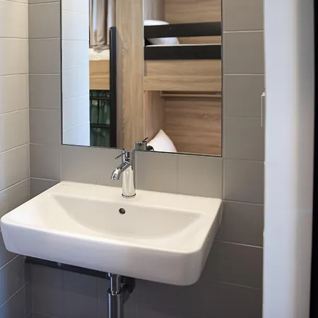 The People - Marais 호스텔 파리