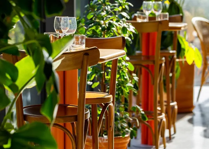 The People - Marais Hostel