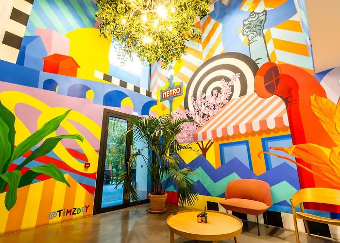 The People - Marais *