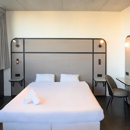 The People - Marais *